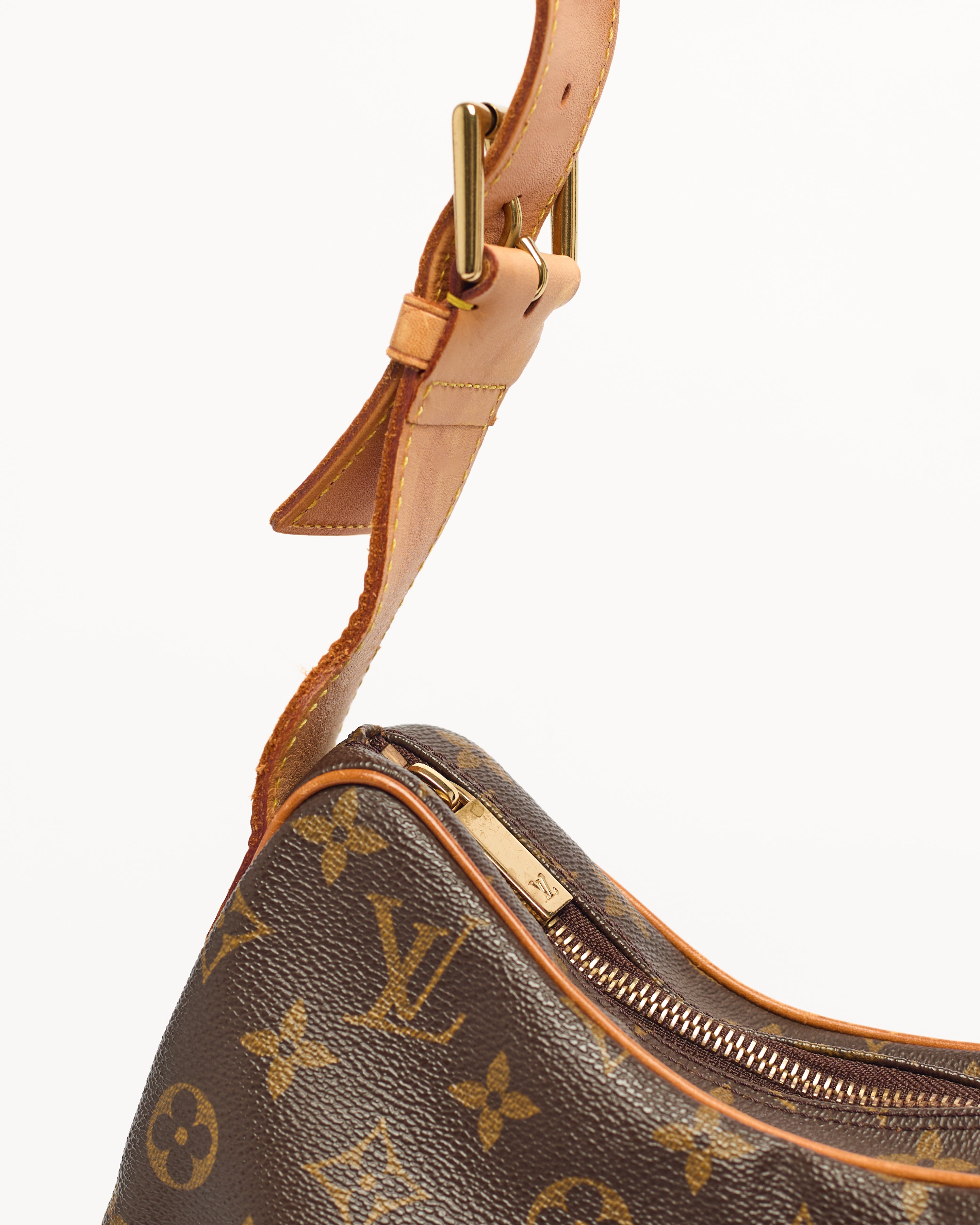 LOUIS VUITTON CROISSANT GM SADDLE SHOULDER BAG