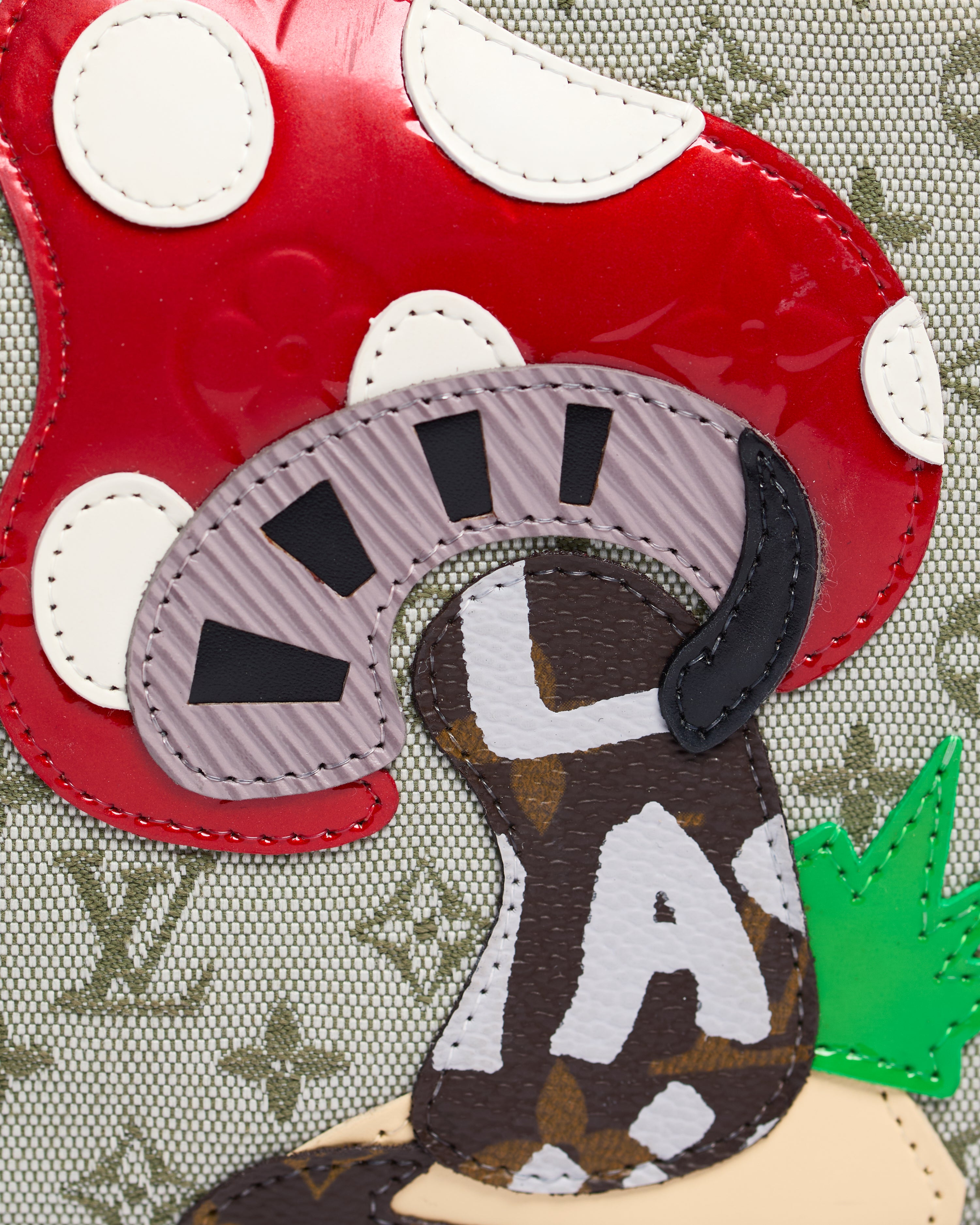 LOUIS VUITTON CONTE DE FEES MUSHROOM POCHETTE
