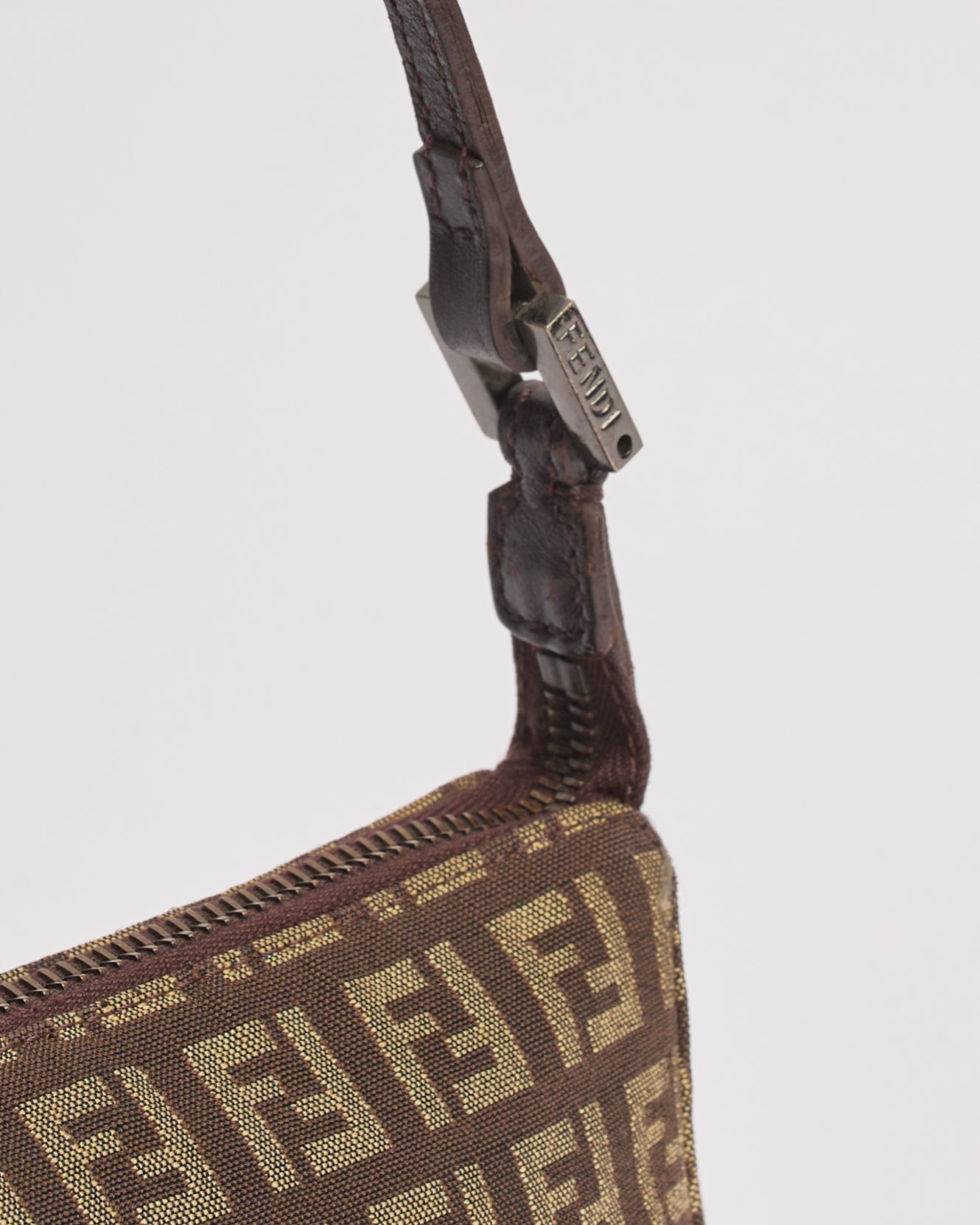 FENDI ZUCCHINO 2000'S GREY BAGUETTE SHOULDER BAG