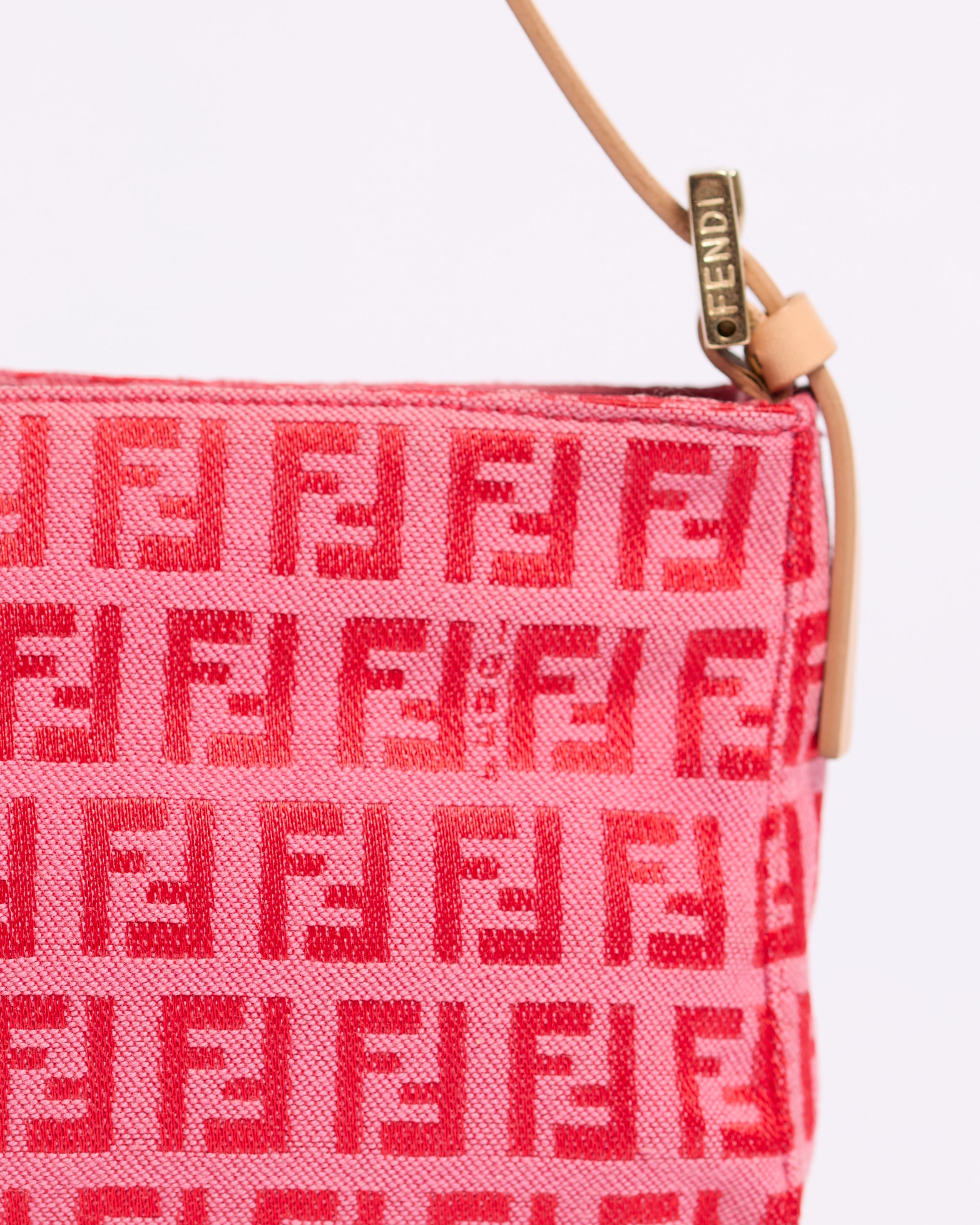 FENDI ZUCCHINO RASBERRY BAGUETTE BAG