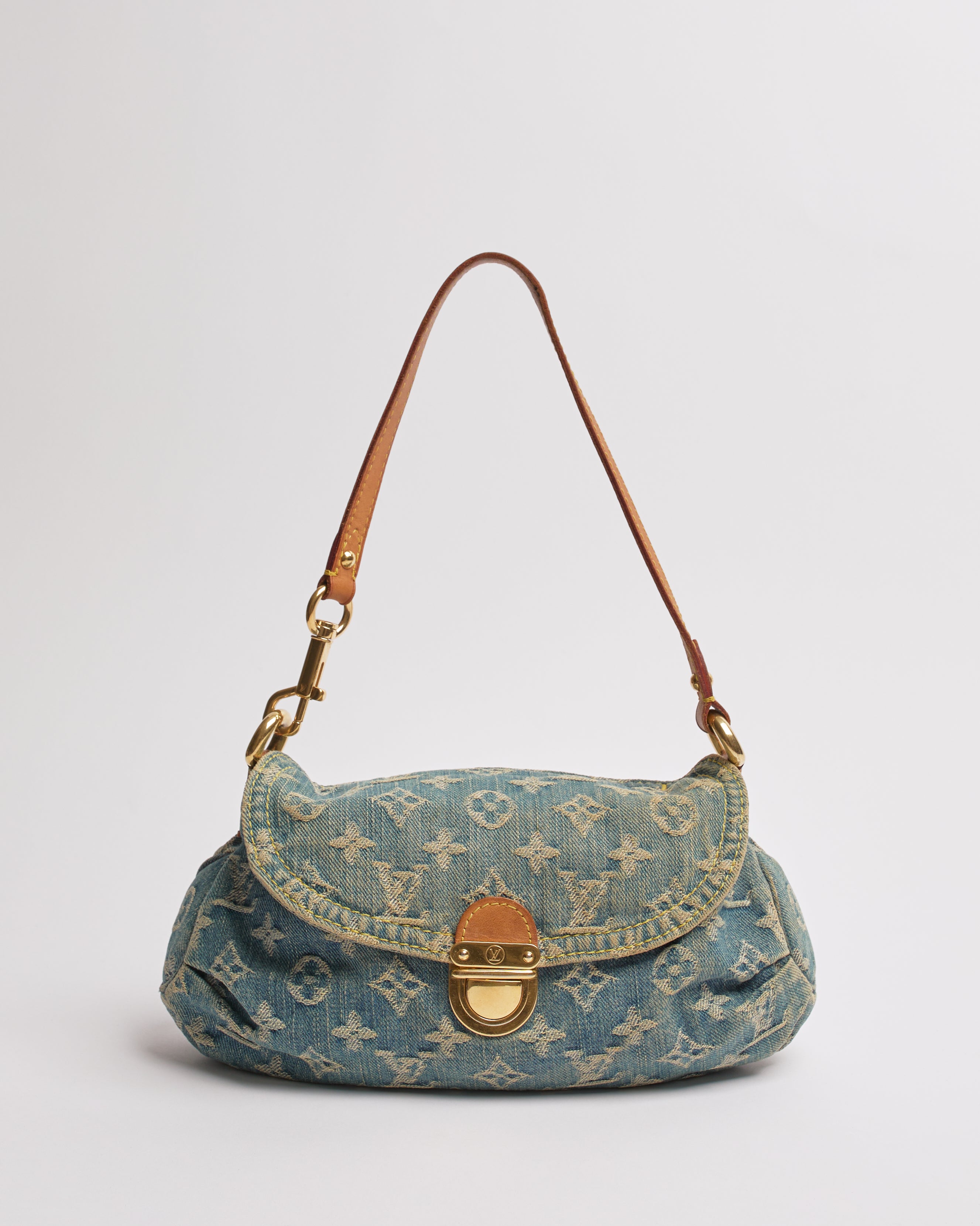 LOUIS VUITTON 2005 DENIM PLEATY SHOULDER BAG