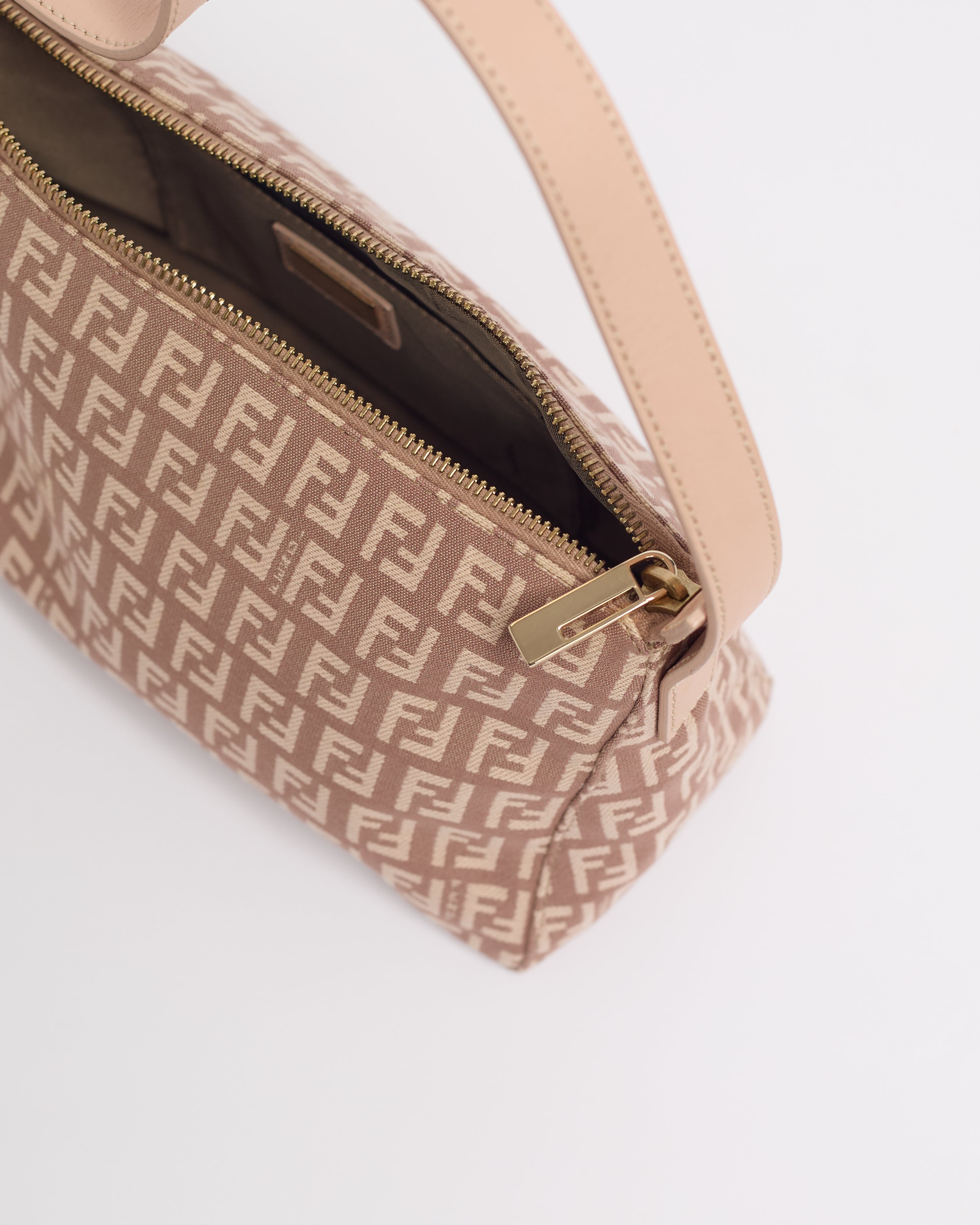 FENDI ZUCCHINO 2000'S BLUSH BAGUETTE SHOULDER BAG