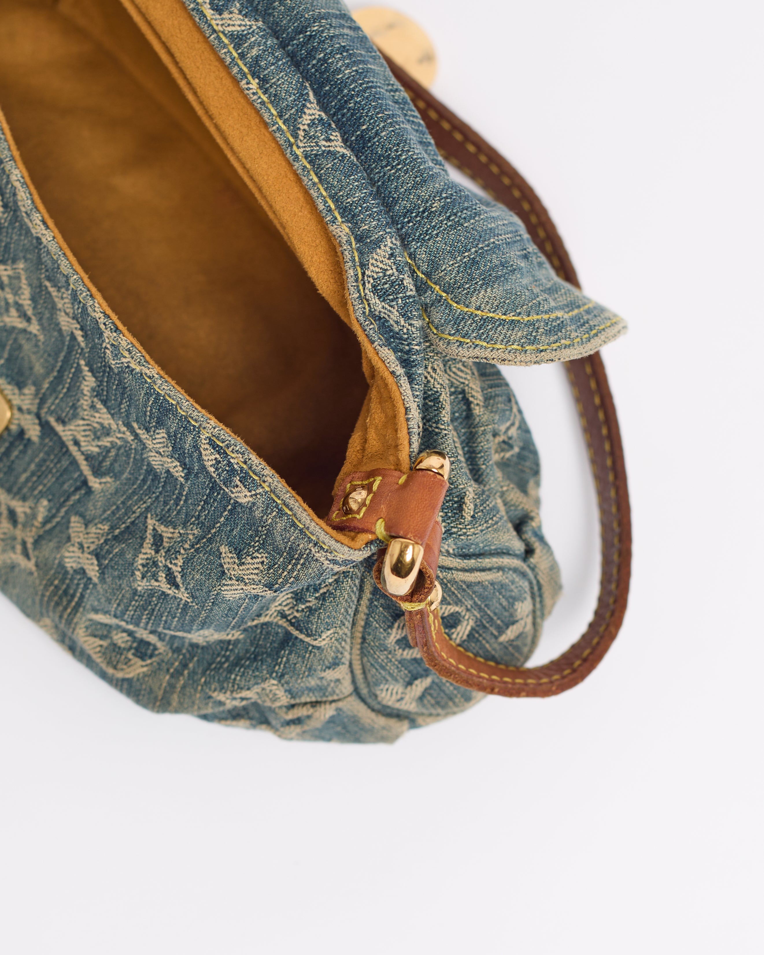 LOUIS VUITTON 2000'S PLEATY DENIM SHOULDER BAG