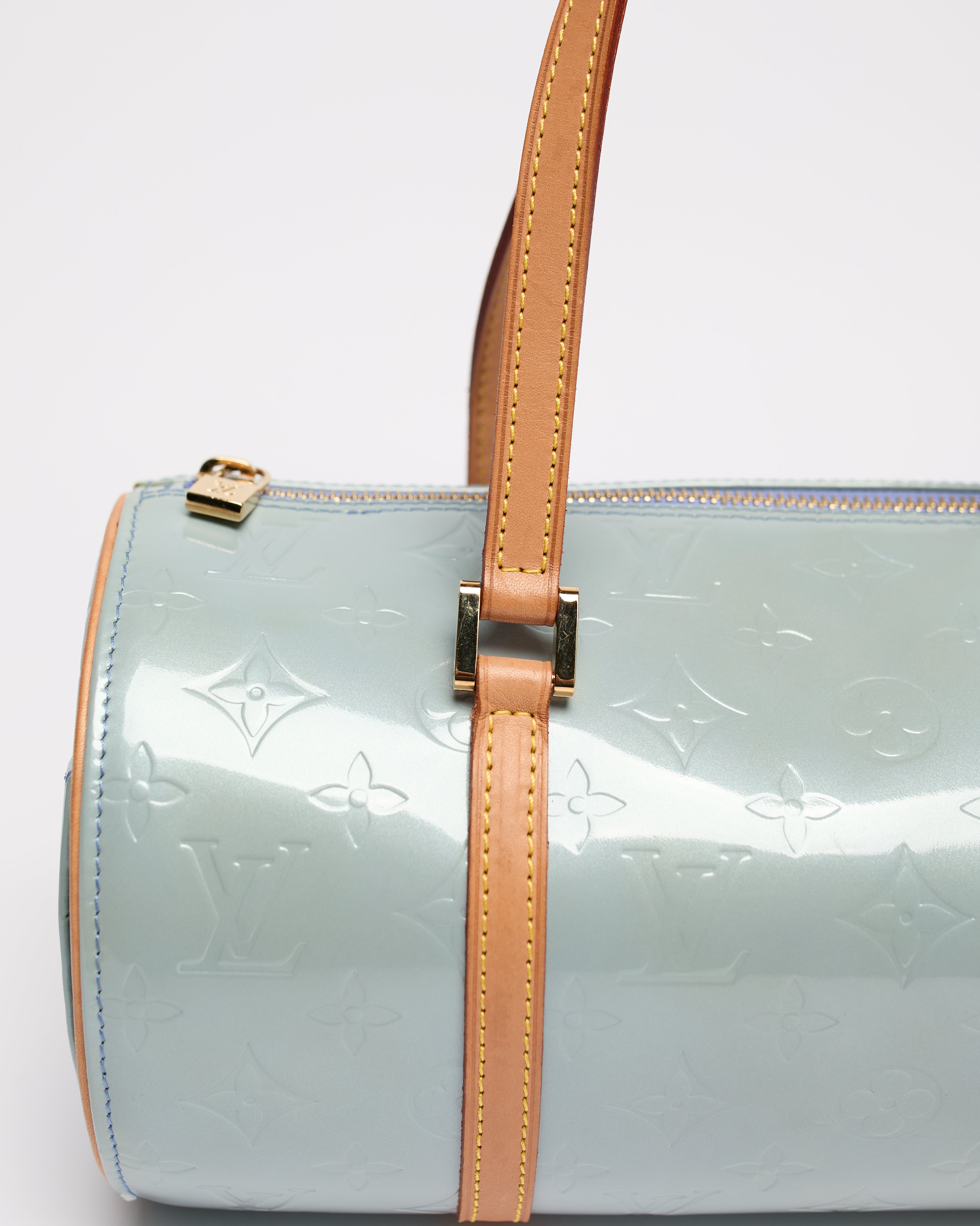 LOUIS VUITTON 2000'S BLUE VERNIS PAPILLON 30 BAG